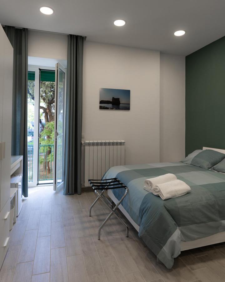 Dimora Cavour Hotel Napoli Bagian luar foto