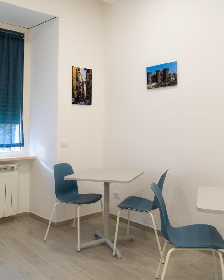Dimora Cavour Hotel Napoli Bagian luar foto