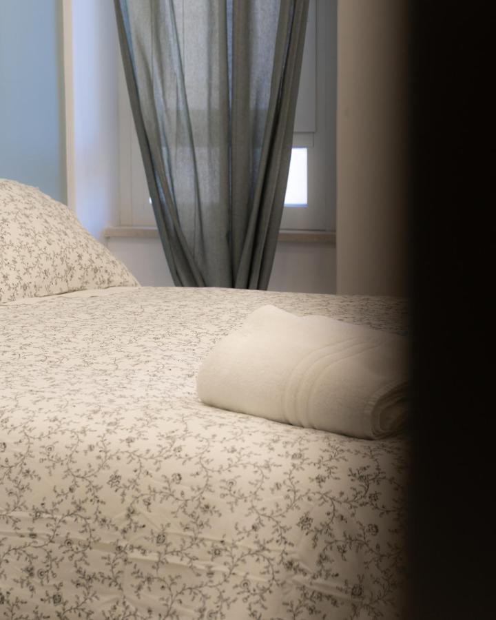 Dimora Cavour Hotel Napoli Bagian luar foto