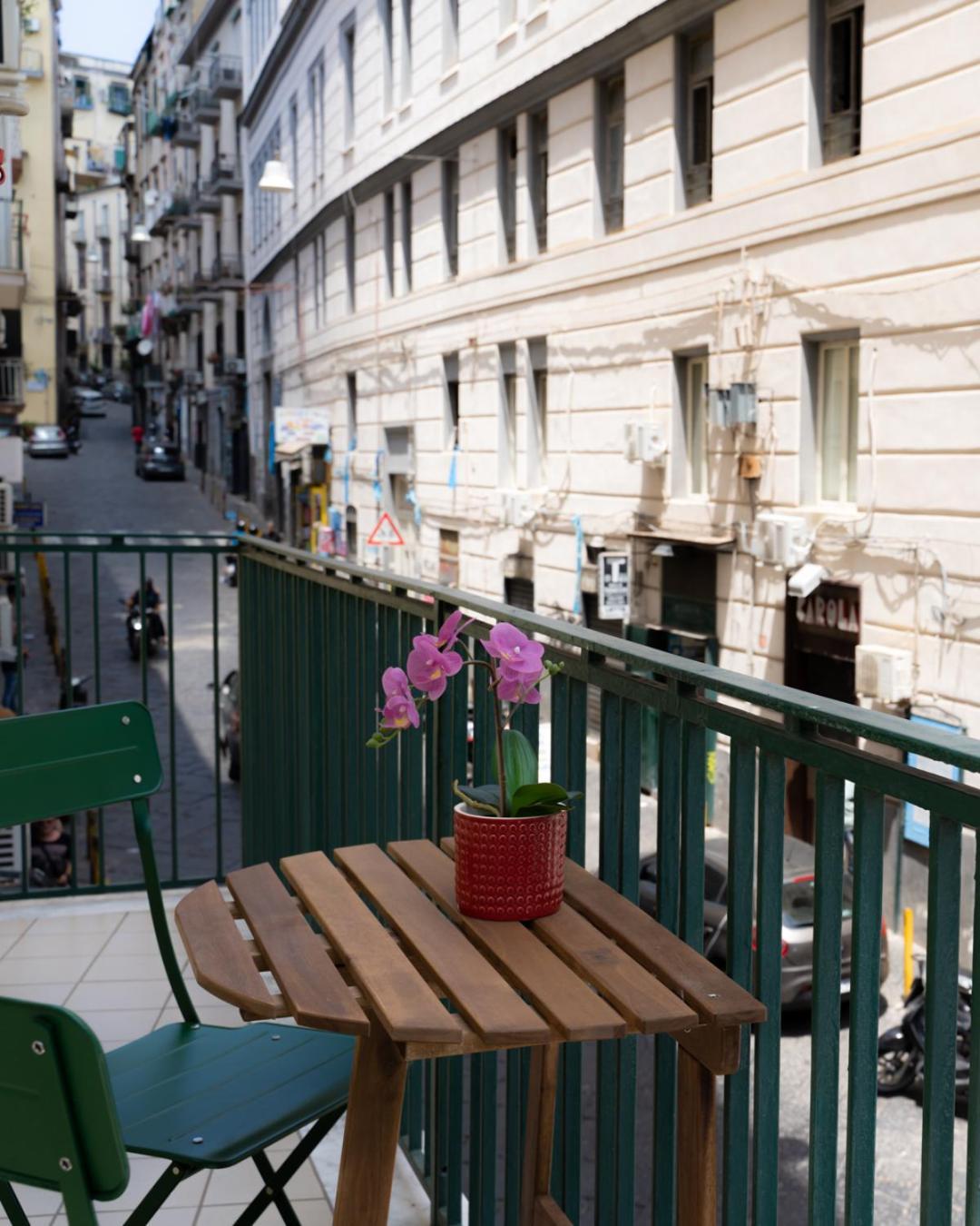 Dimora Cavour Hotel Napoli Bagian luar foto